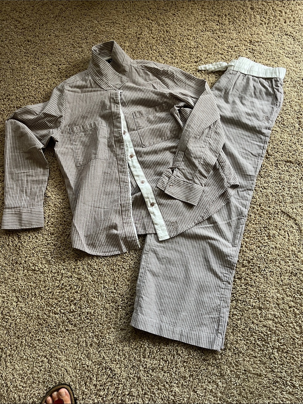 Monrow Striped Loungewear Set in Beige and White